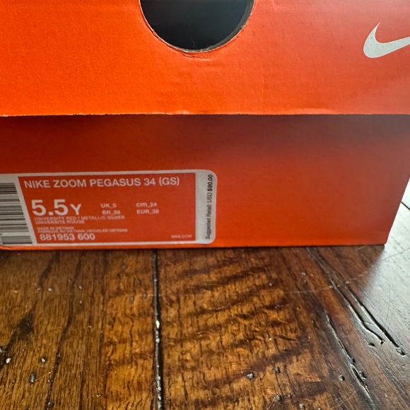 Nike Zoom Pegasus 34 (GS) 881953-600 Kid's Size 5.5Y Red/Black/White - Picture 6 of 6